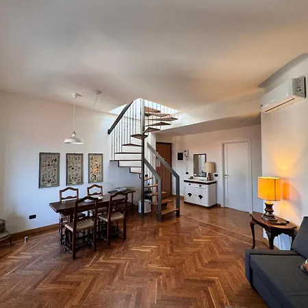 아파트 Casa Mutti - Seaview Penthouse With Big Terrace