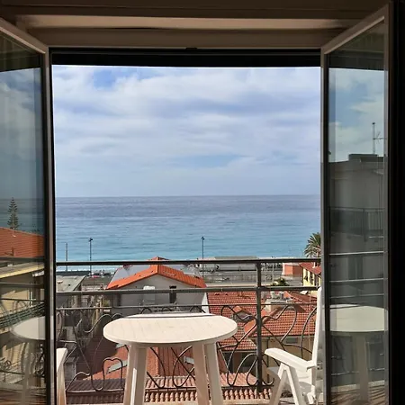 公寓 Casa Mutti - Seaview Penthouse With Big Terrace *