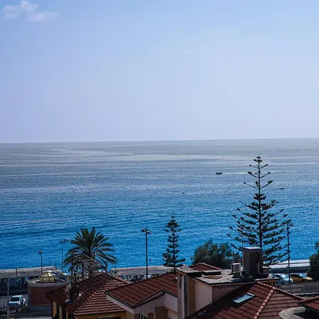 Casa Mutti - Seaview Penthouse With Big Terrace 아파트 *